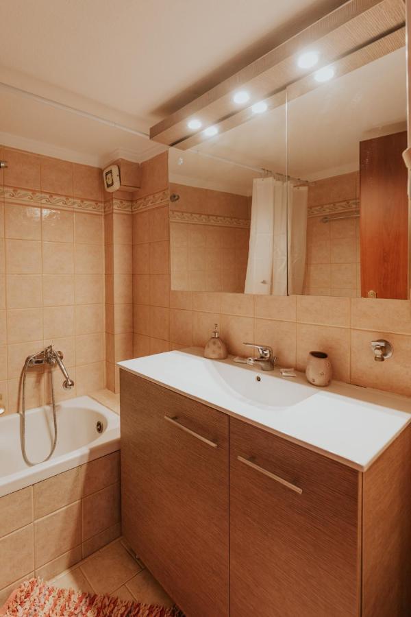 Mariam Apartment Tesalonika Bagian luar foto